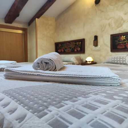 Casa Vieja Tabanera A 8 Min De Segoia Pensionat Tabanera del Monte Exteriör bild